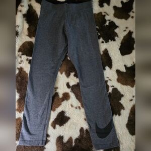 Nike Women’s XS Gray Leggings Teen Athletic Dri-Fit Swoosh